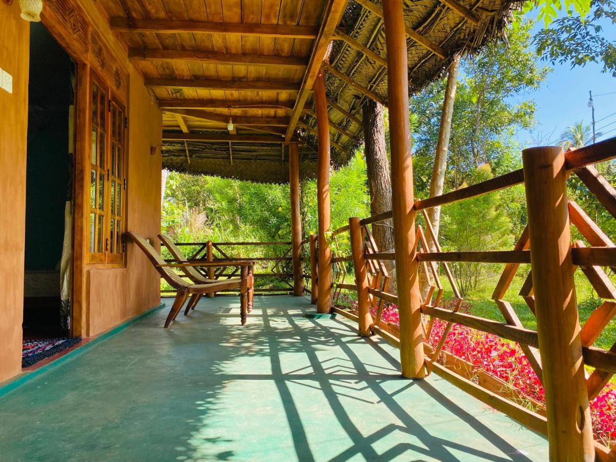 Sigiri Lion Eco Palace สิกิริยา ภายนอก รูปภาพ