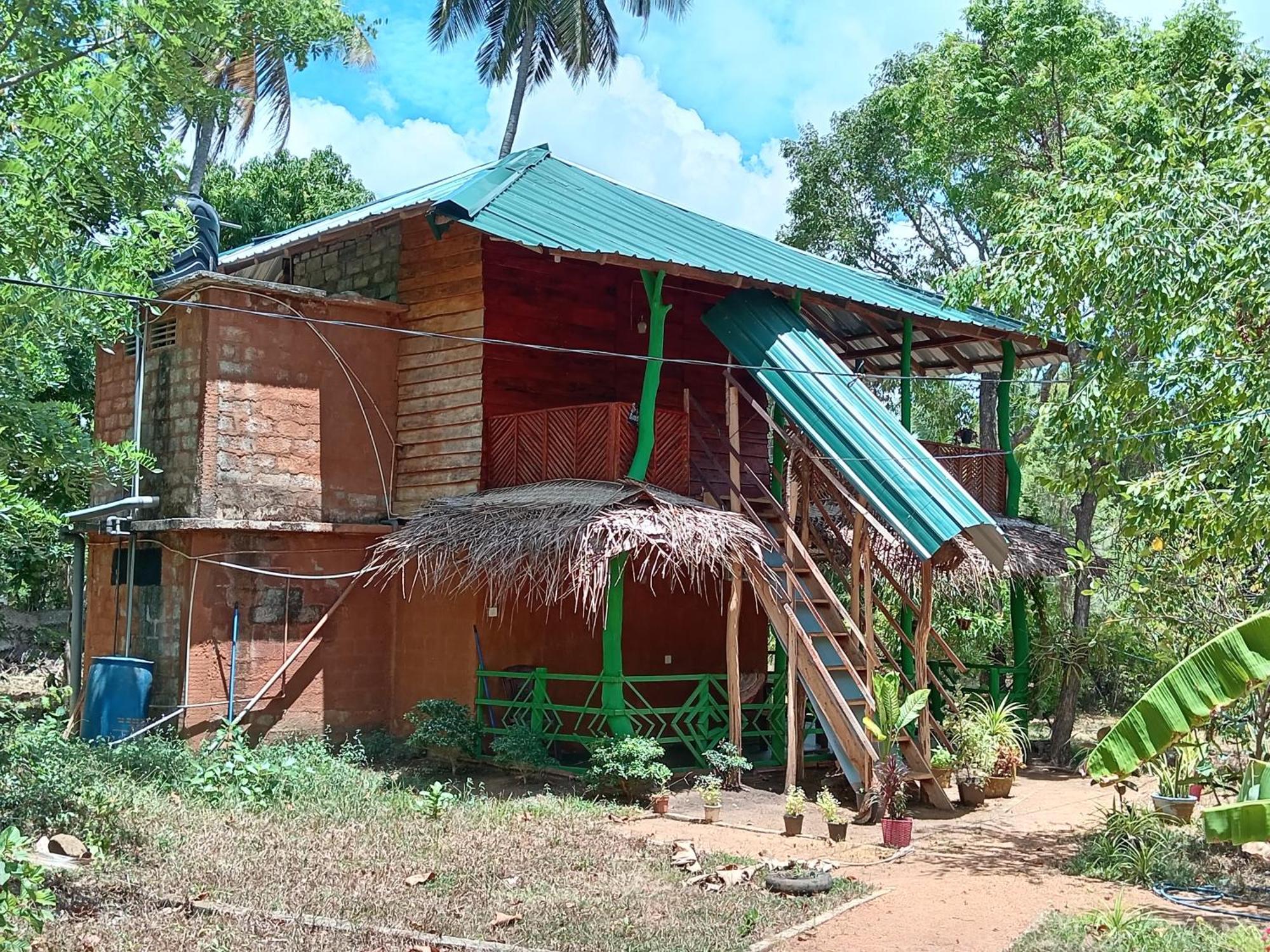 Sigiri Lion Eco Palace สิกิริยา ภายนอก รูปภาพ
