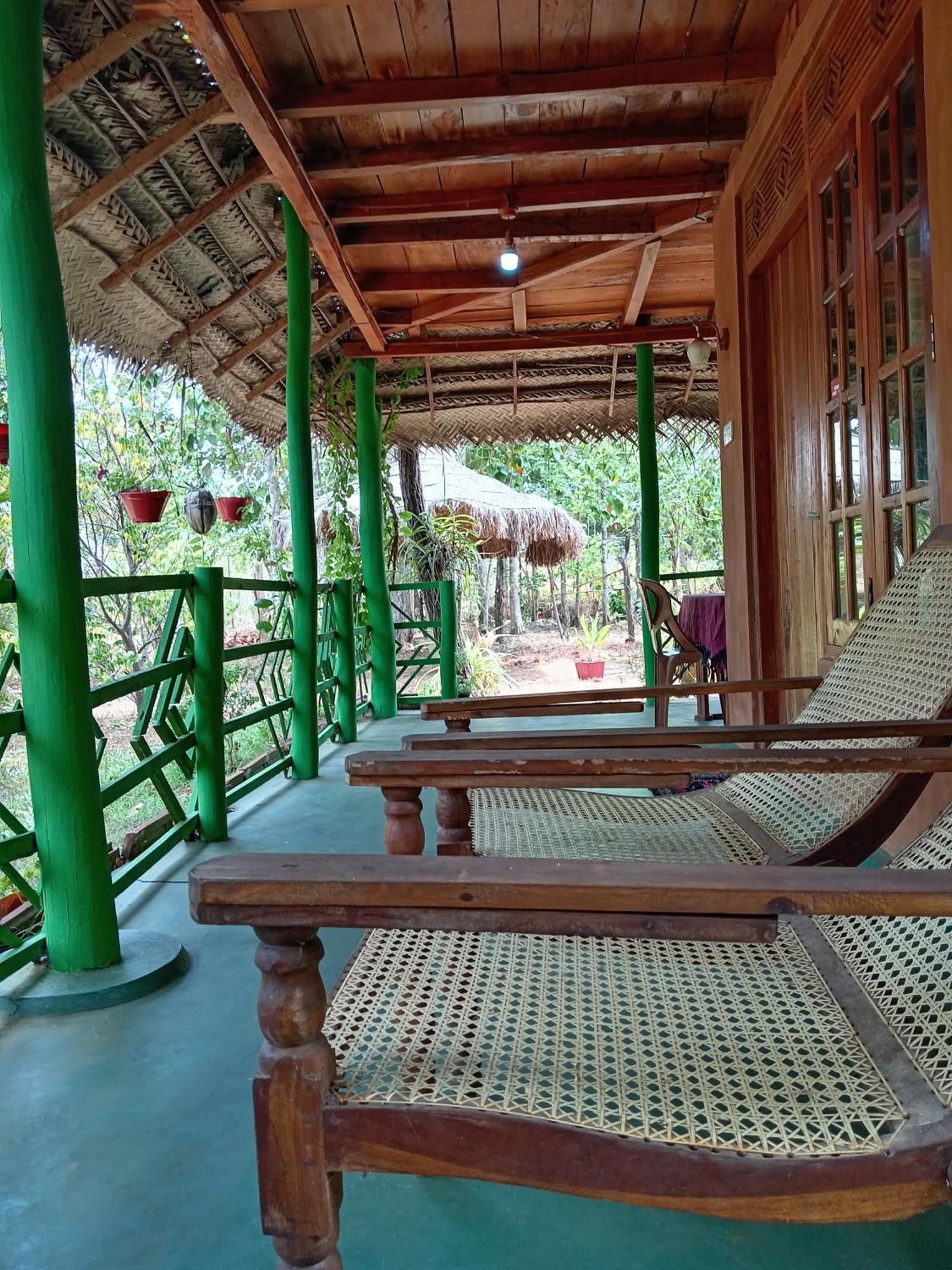 Sigiri Lion Eco Palace สิกิริยา ภายนอก รูปภาพ